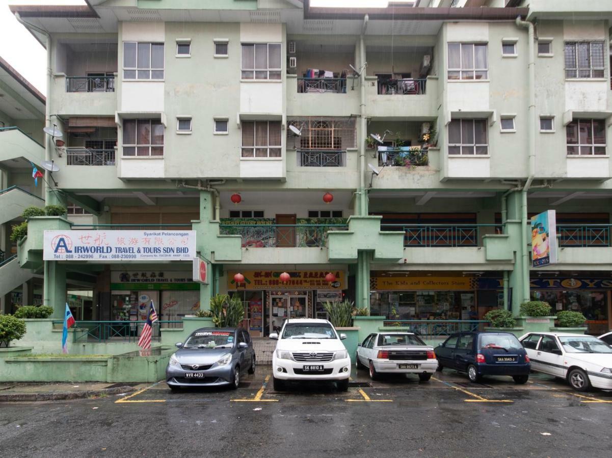 Oyo 89345 Api-Api Gh Hotel Kota Kinabalu Bagian luar foto