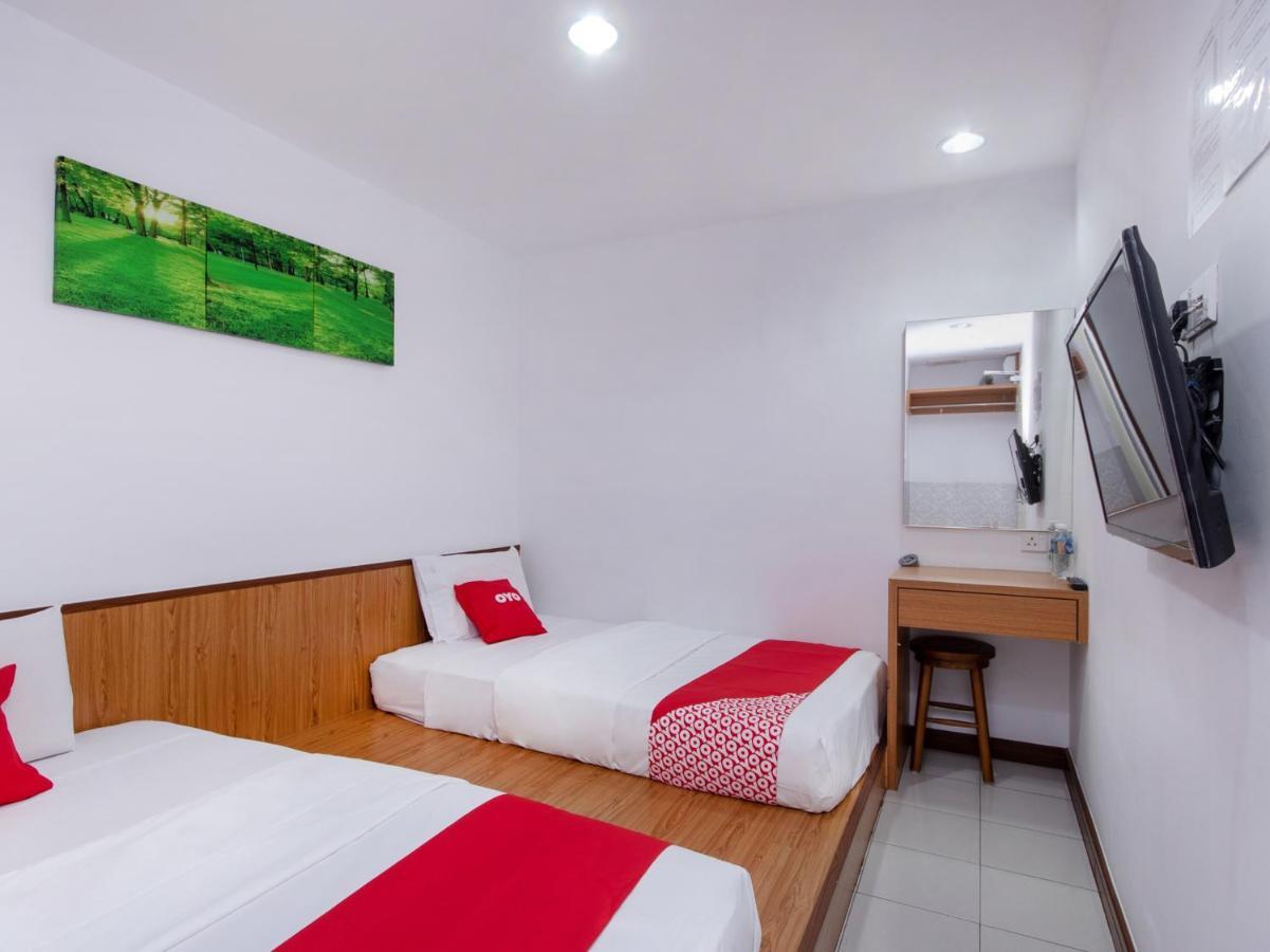 Oyo 89345 Api-Api Gh Hotel Kota Kinabalu Bagian luar foto